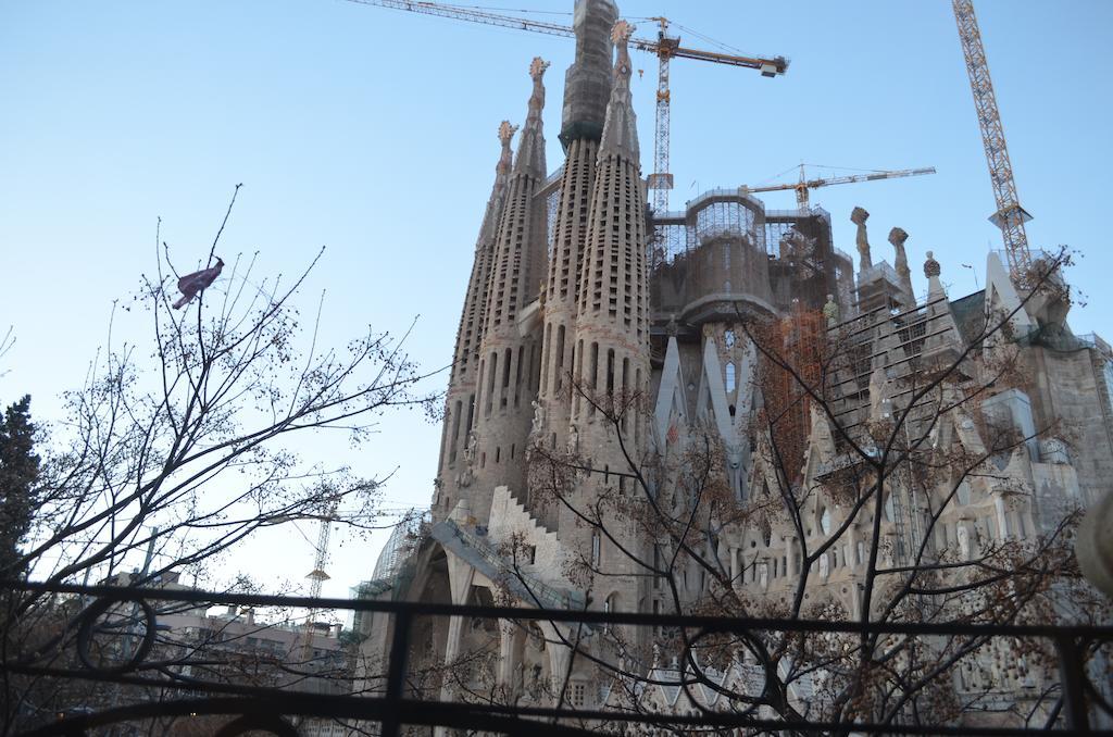 Gaudi Apartment Barcelona Exteriör bild