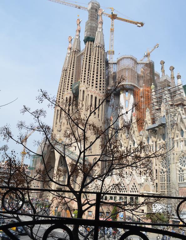 Gaudi Apartment Barcelona Exteriör bild