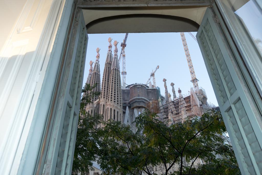 Gaudi Apartment Barcelona Exteriör bild